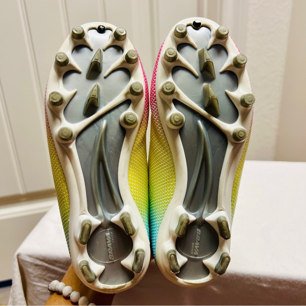 Brava Kids Rainbow‎ Soccer Cleats size 6.5/120 - Picture 8 of 11